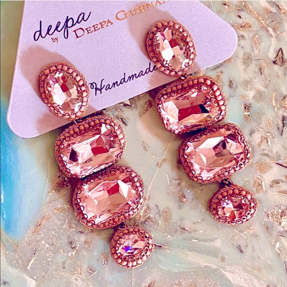 🌺🎉HP🎉🌺 NWT Deepa Gurnani Beaded Crystal Chandeliers - Picture 9 of 15